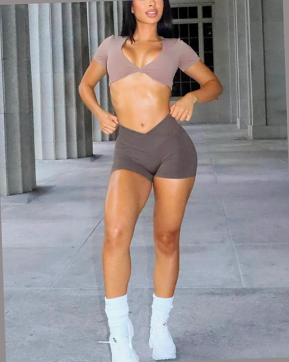 Alona